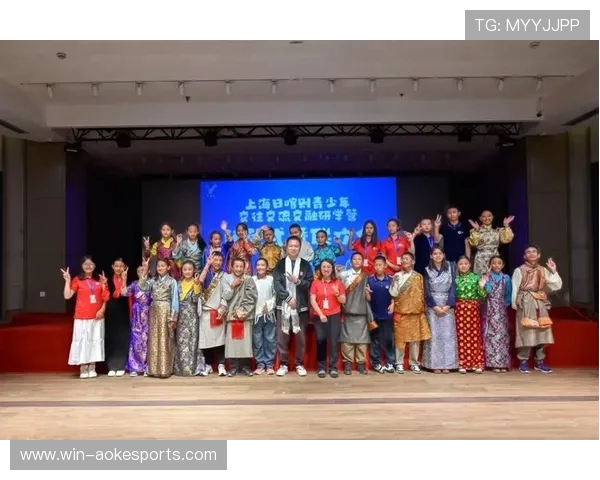 足球梦想携手同行沪藏青少年拉孜县足球交流活动圆满落幕 足球梦想携手同行沪藏青少年拉孜县足球交流活动圆满落幕